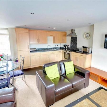 Kittiwake-Top Floor Sea View Apartment Two Bedrooms スカーバラ エクステリア 写真