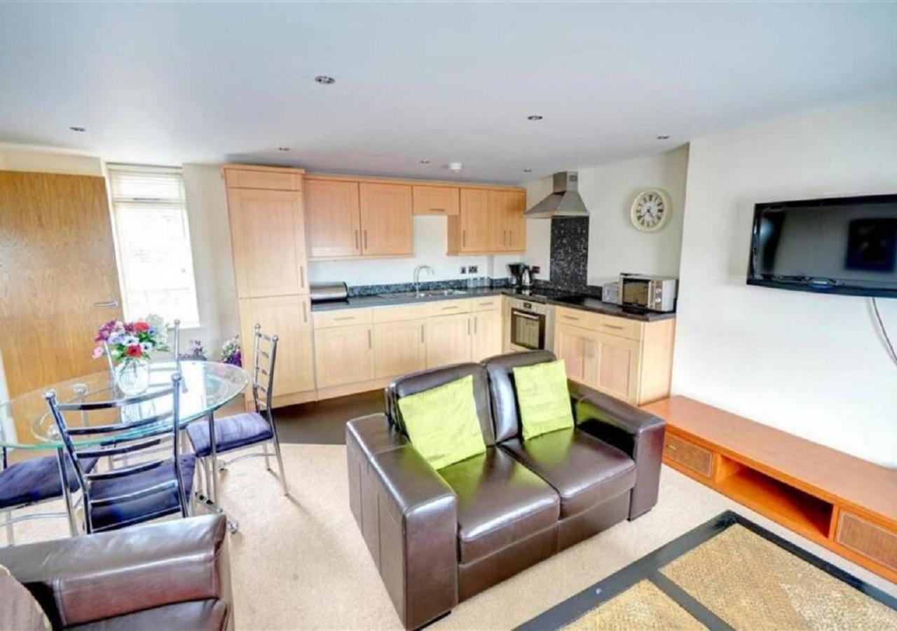 Kittiwake-Top Floor Sea View Apartment Two Bedrooms スカーバラ エクステリア 写真
